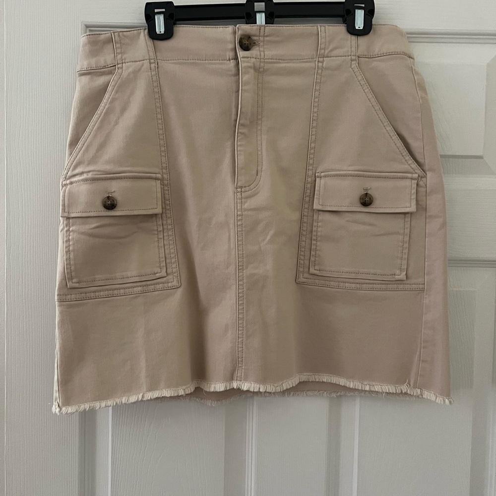 Khaki Cargo skirt